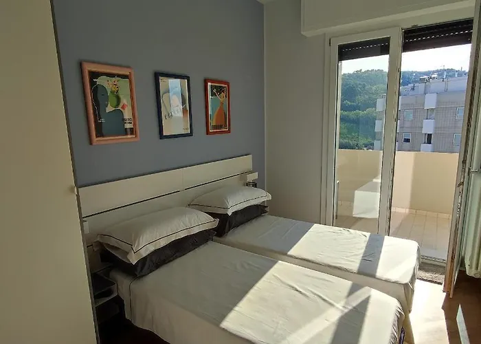 Tramonto In Baia Pesaro